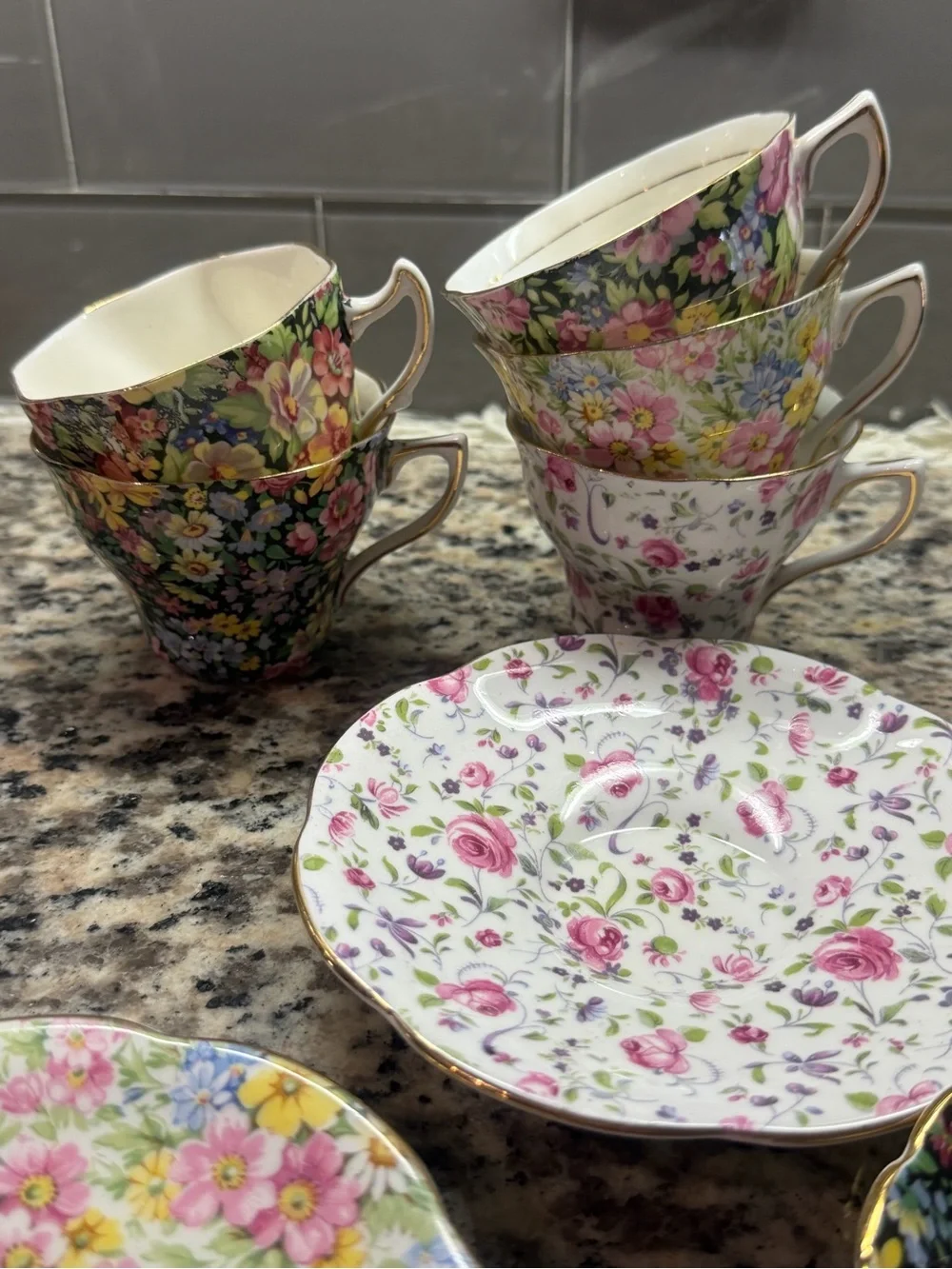 🌺 Five Vintage Rosina Bone China Tea Cup and Saucer Pink Floral Gold Rim